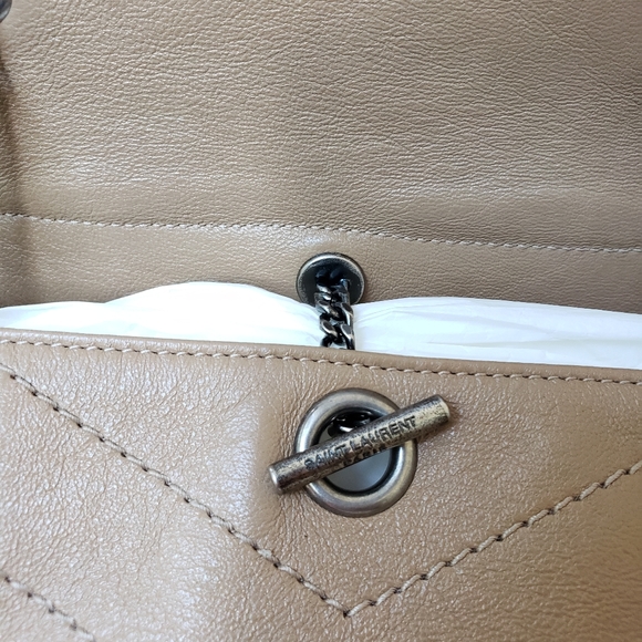 Brand New Saint Laurent Small Nolita bag - Picture 5 of 7